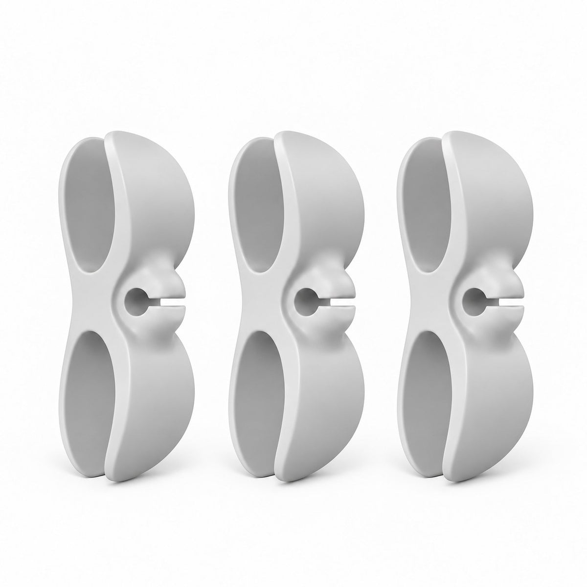 Trío de clips escultóricos minimalistas
